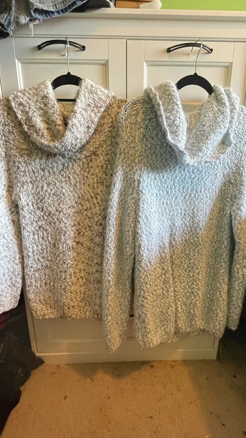 Knitted sweaters thumbnail