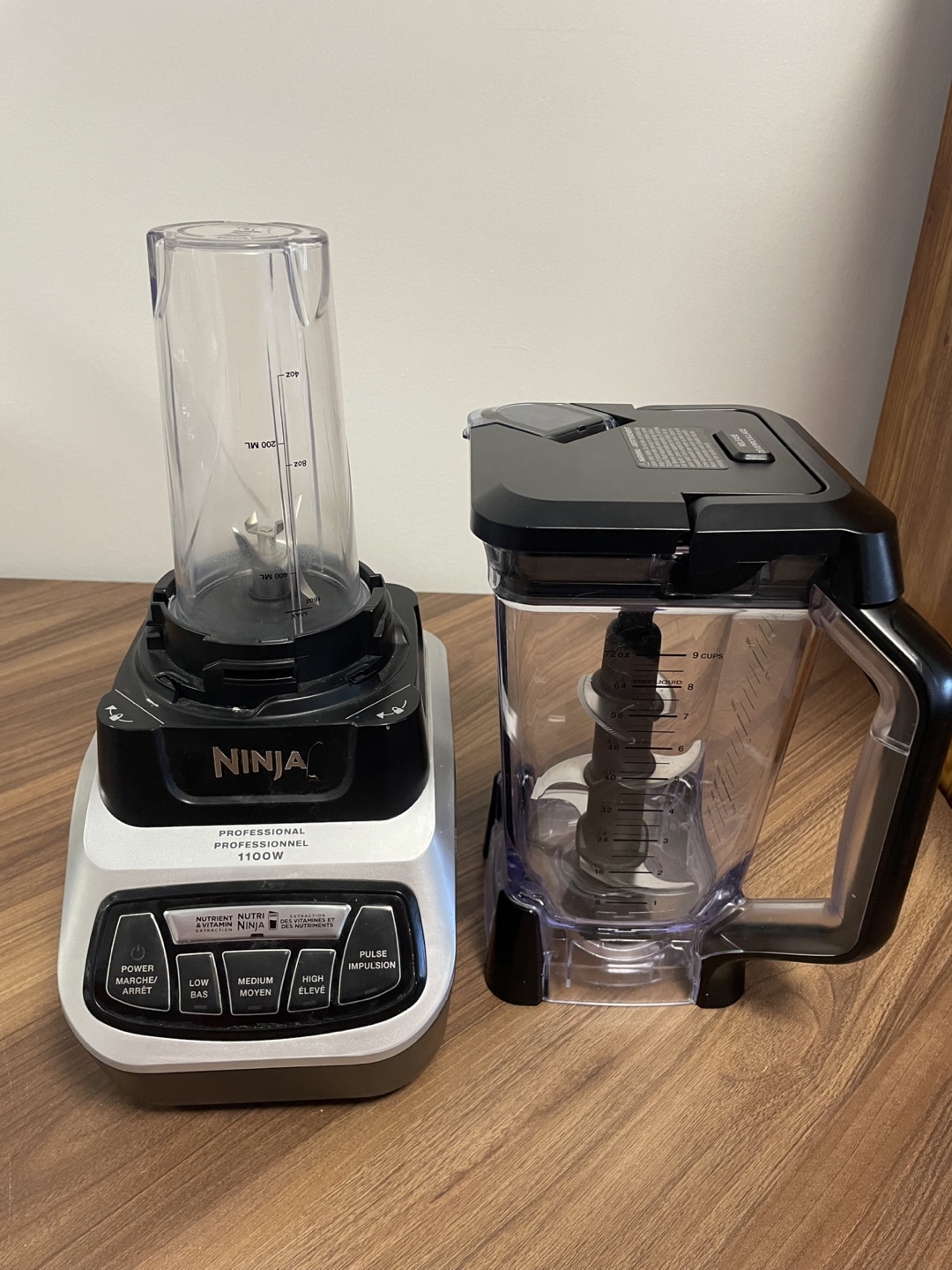 Ninja Professional 1100W Blender with Nutri Ninja Cup - photo 2