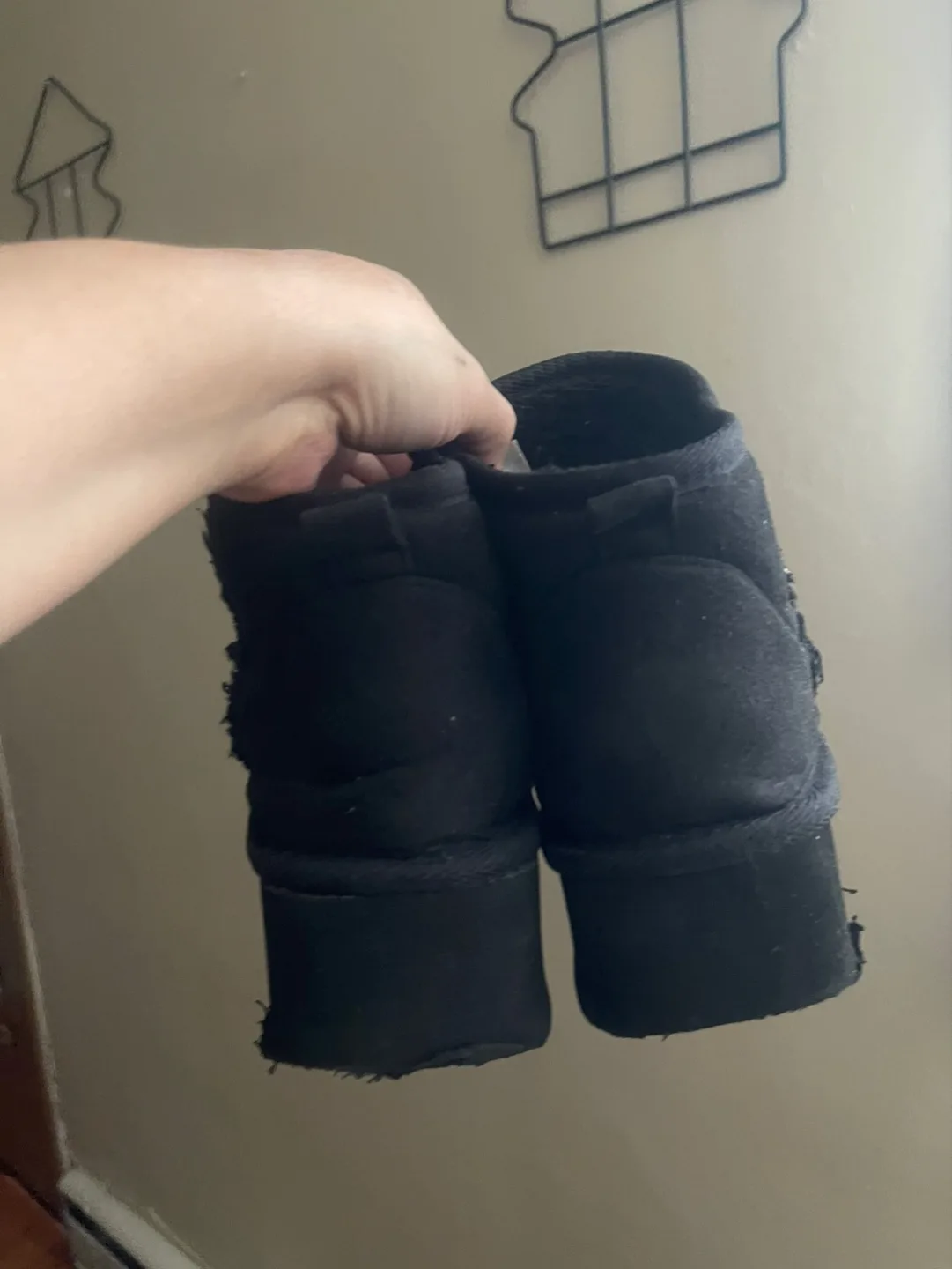 💚 Neumel Mini Black Suede Boots - Size 9 image indicator(4)