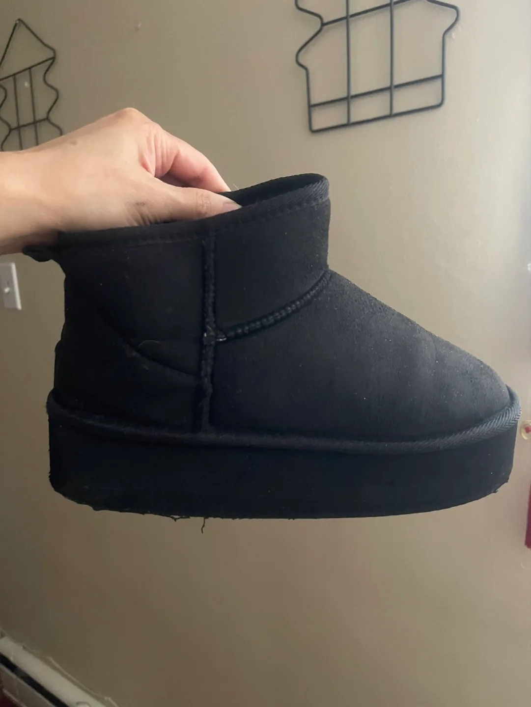 💚 Neumel Mini Black Suede Boots - Size 9 image indicator(2)