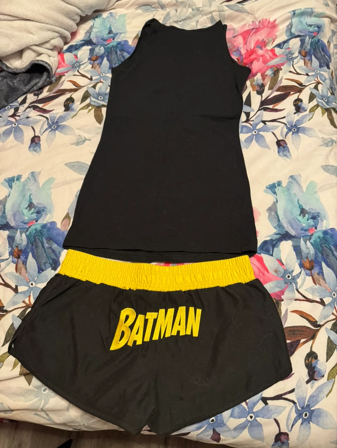 Batman set women’s image indicator(2)