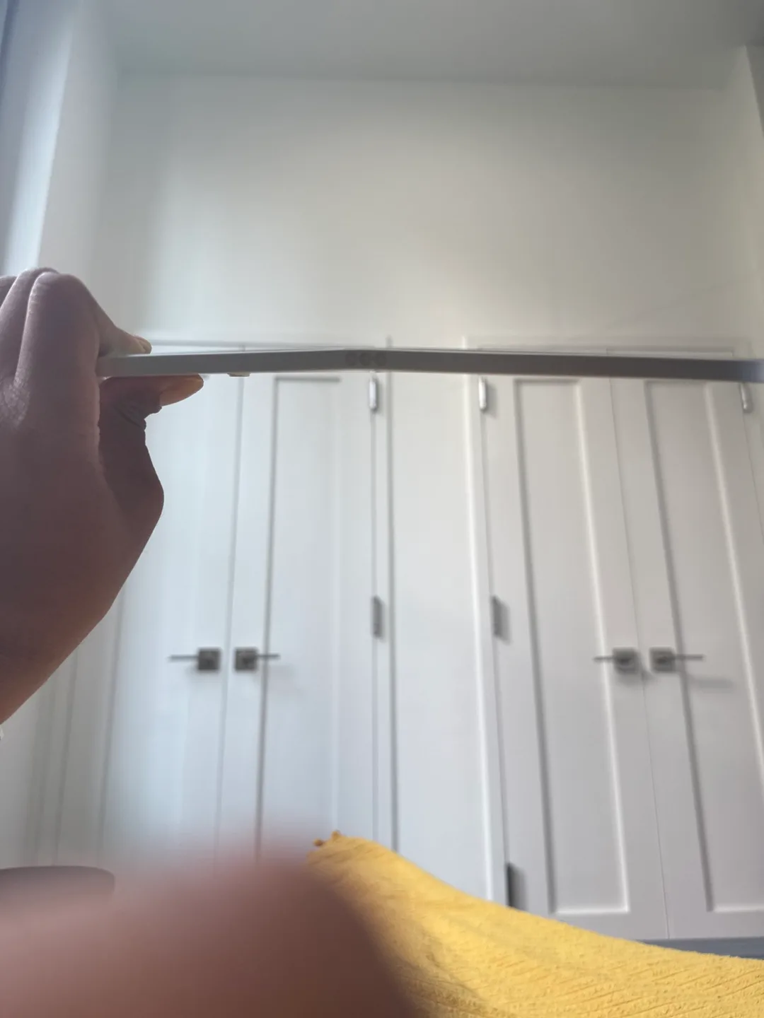 iPad 10th Generation 64GB - Silver image indicator(4)