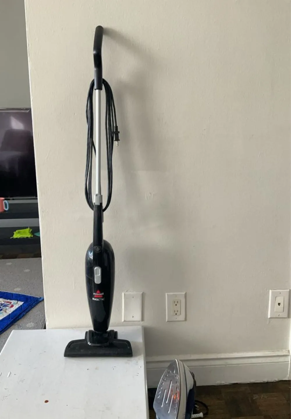 Bissell Magicac Handheld Vacuum thumbnail