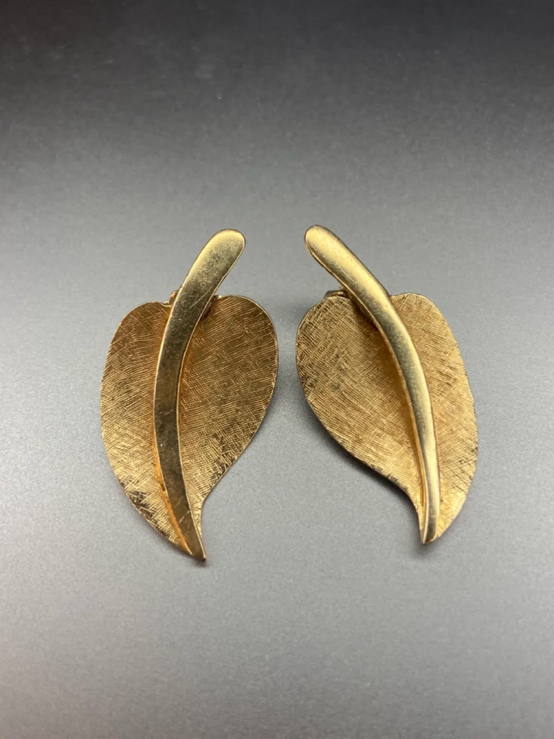 Vintage 14k solid gold custom made clip on earrings thumbnail