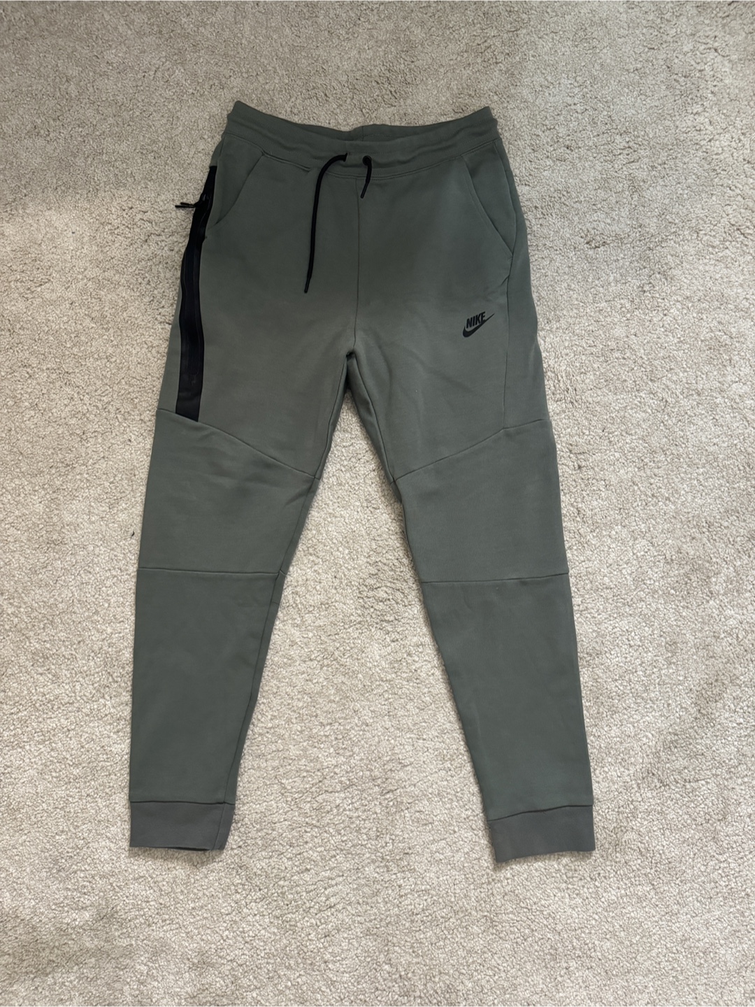 Olive Green Nike tech pants - photo 2