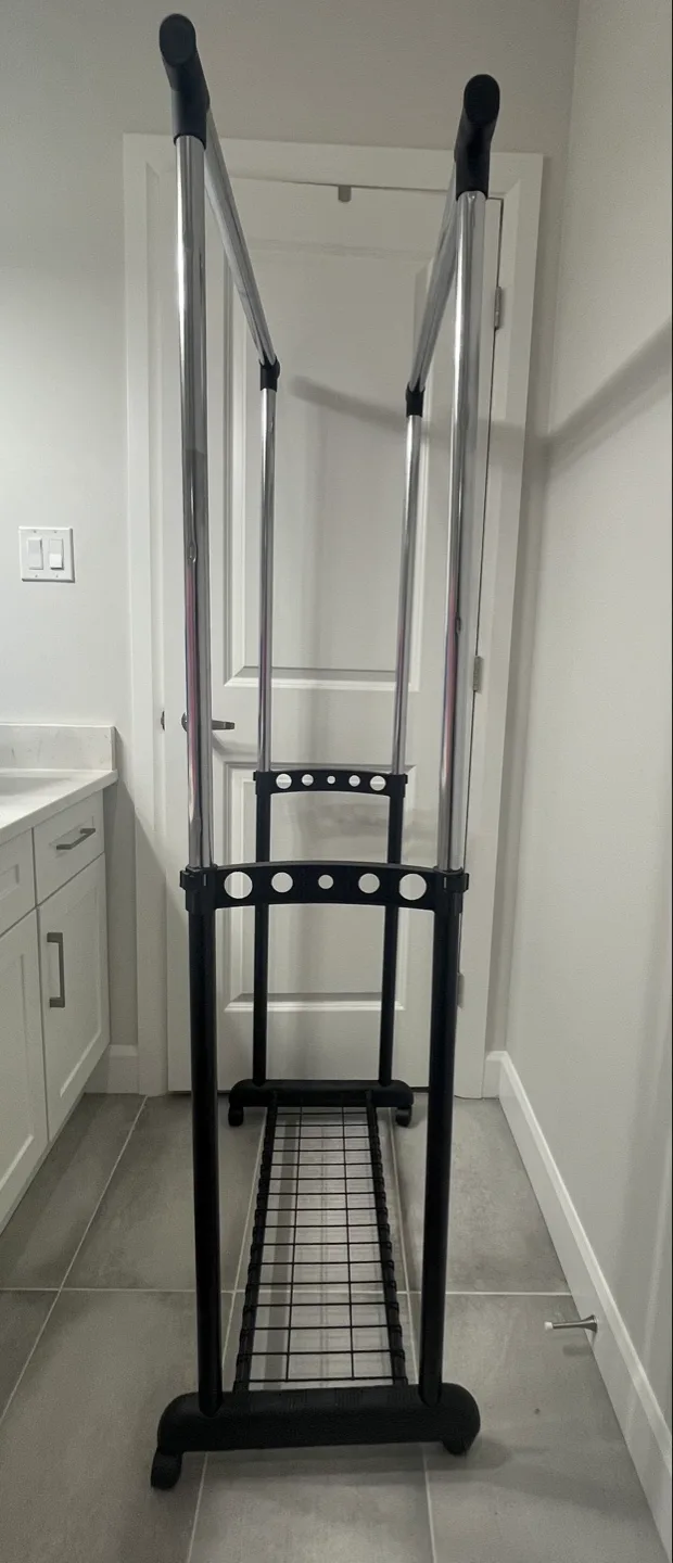 Double Garment Rack image indicator(2)