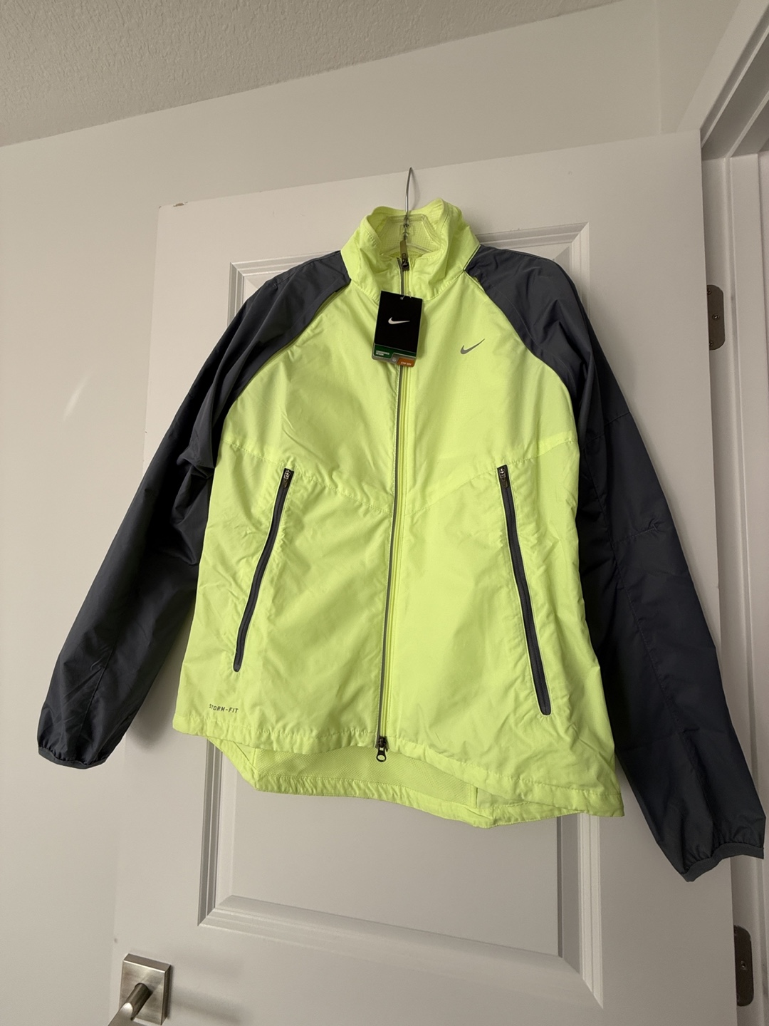 Nike Storm-FIT Running Jacket - Size Large