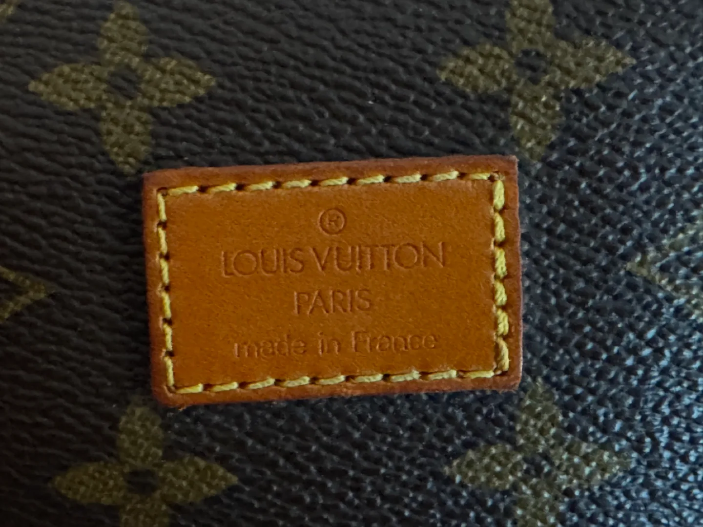 Saumur 30 Vintage Authentic image indicator(9)