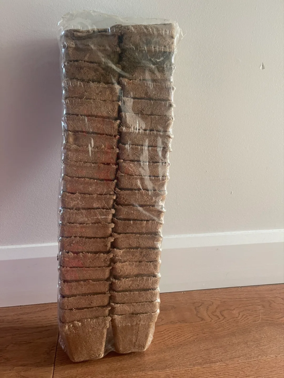 CowPots 42- pack biodegradable seed starter pots image indicator(2)