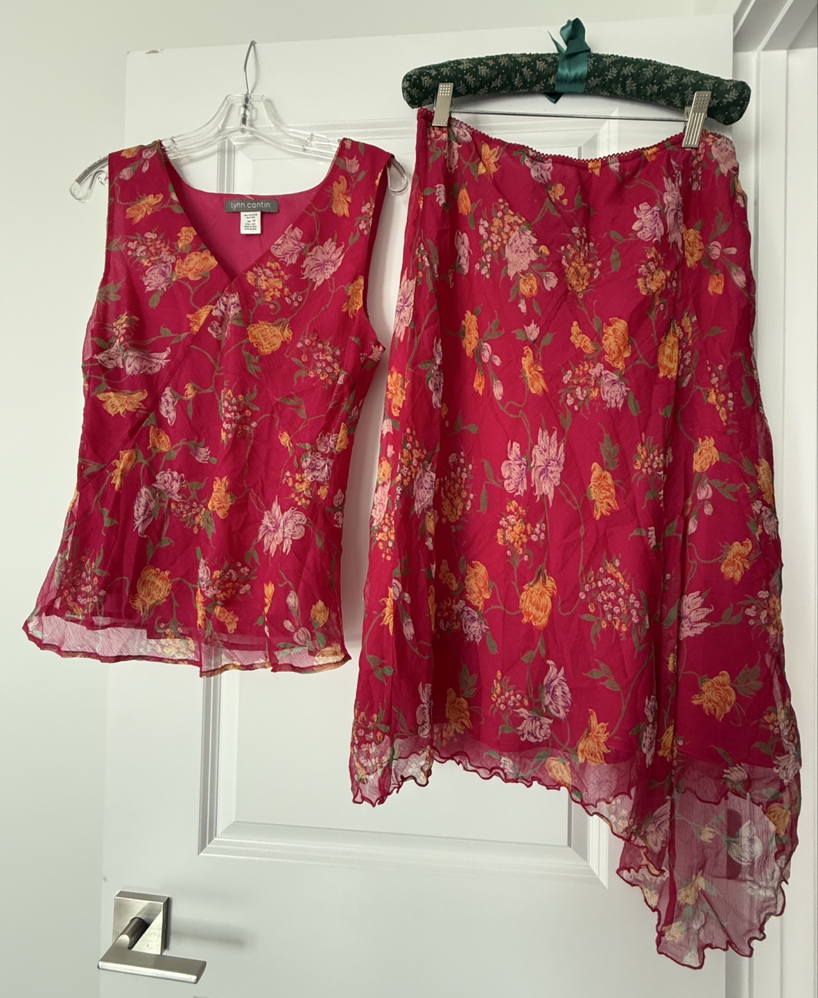 Lynn Cantin Size 14 Floral Blouse and Skirt Set