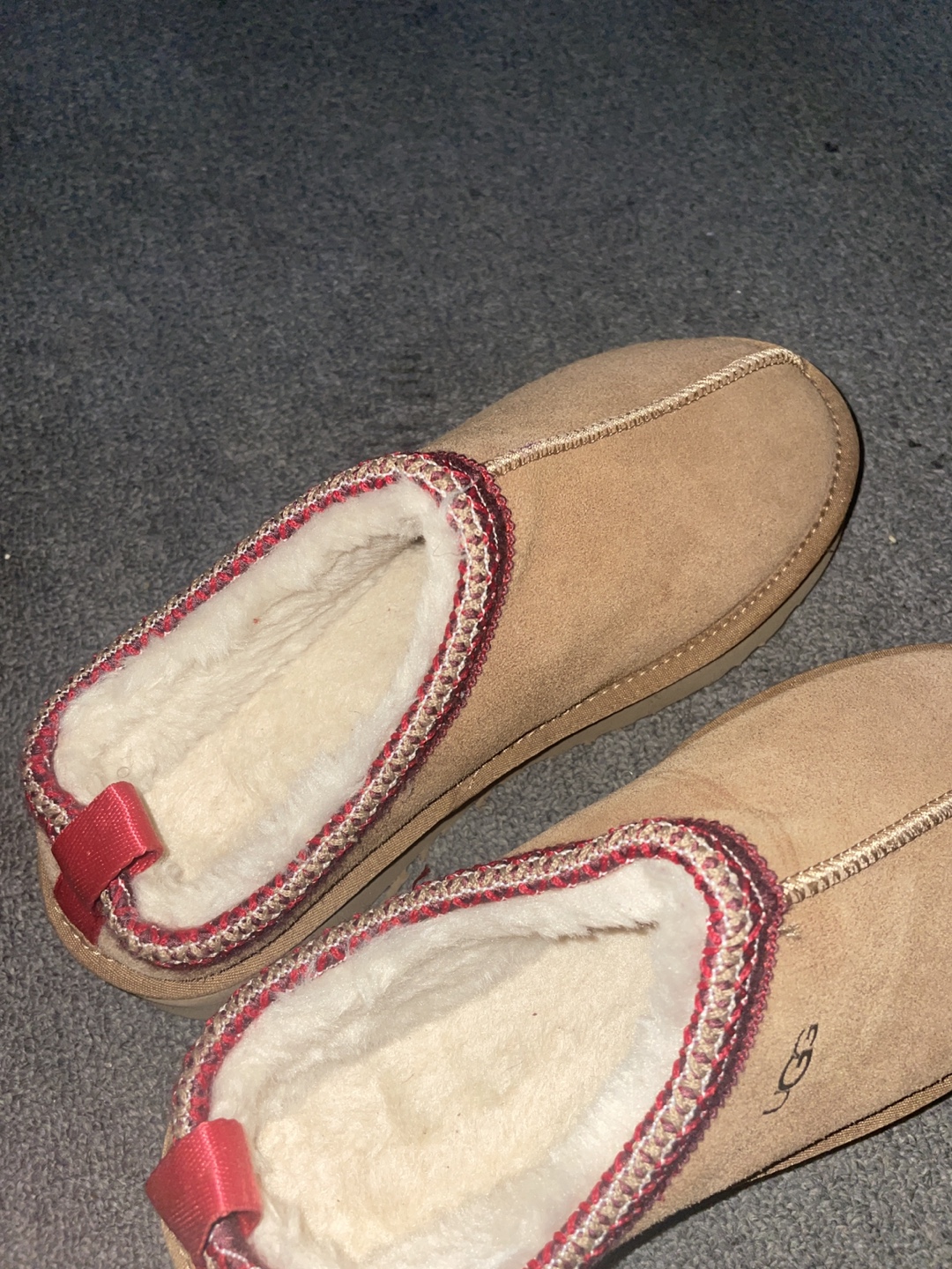 UGG Scuffette II Slippers - Size  9.5