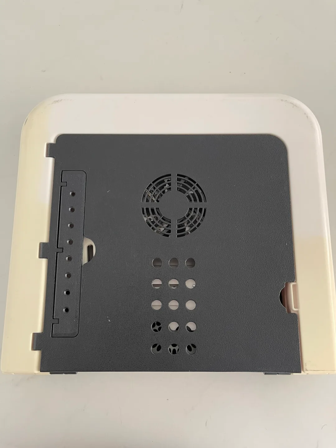 Foldable Laptop Table with Cooling Fan image indicator(3)