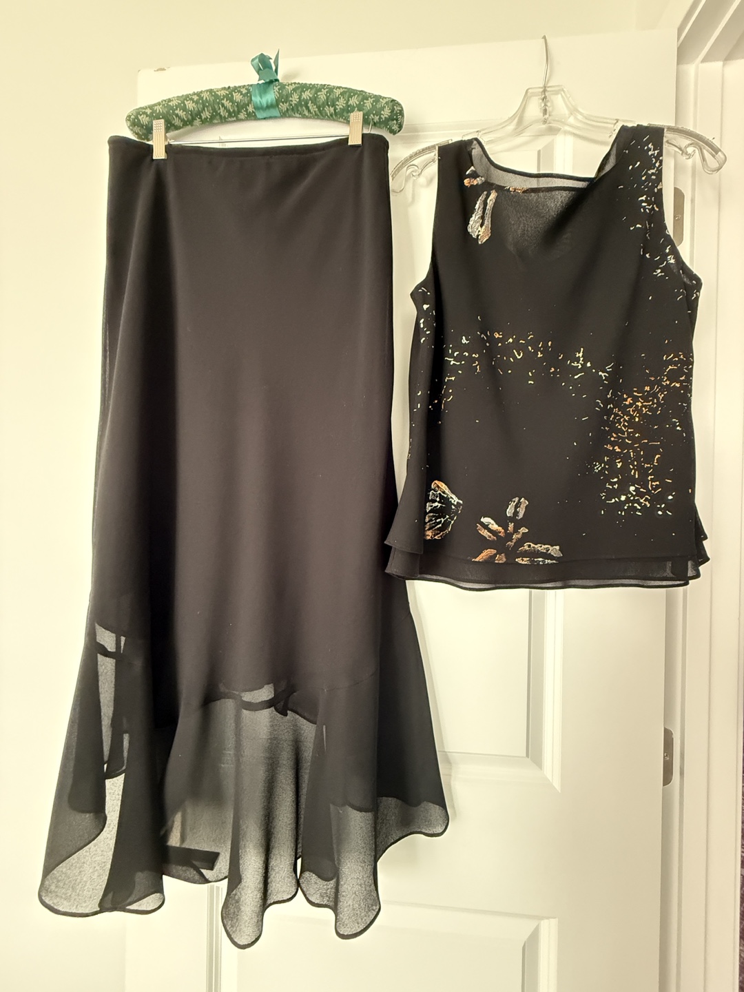 Bellessa Black Skirt and Top Set - photo 2