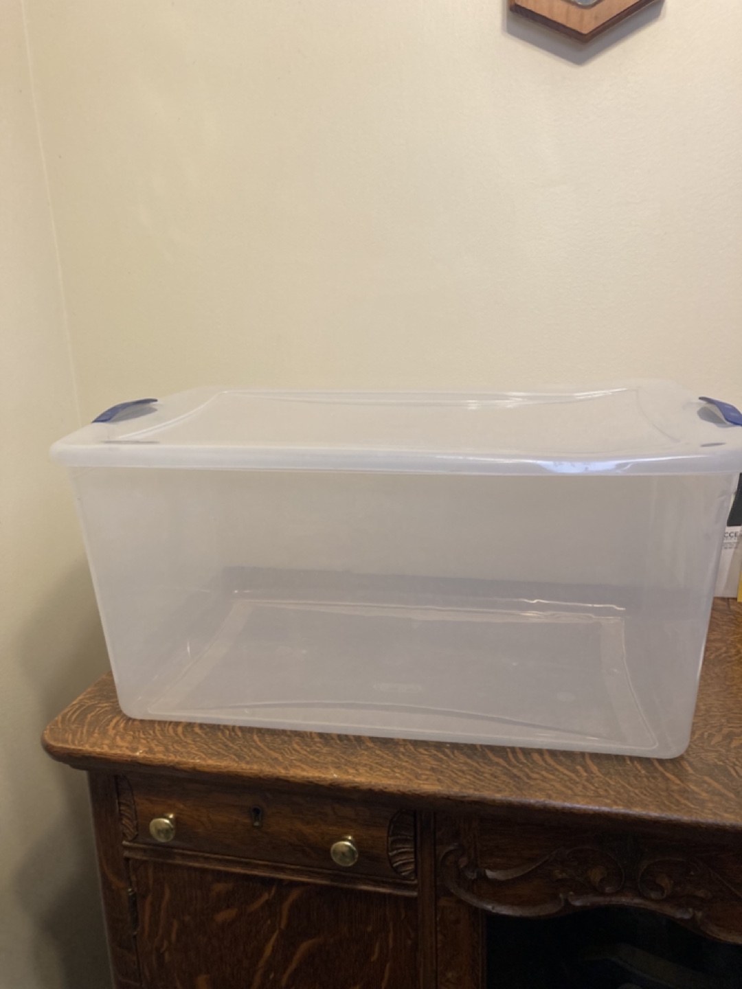 Sterilite 66 Quart Storage Box