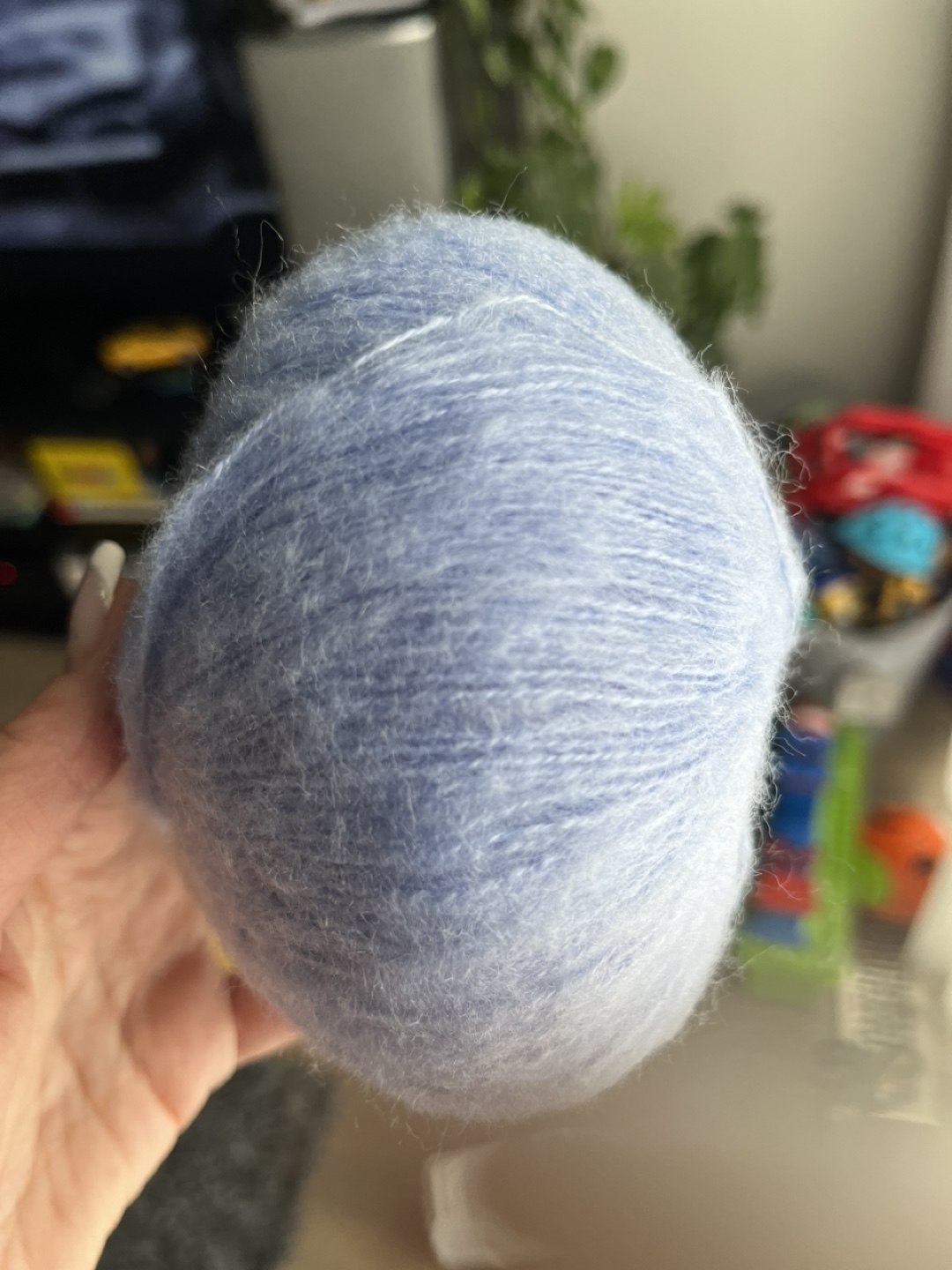 5 Balls of Light Blue Kid Mohair Yarn - photo 2