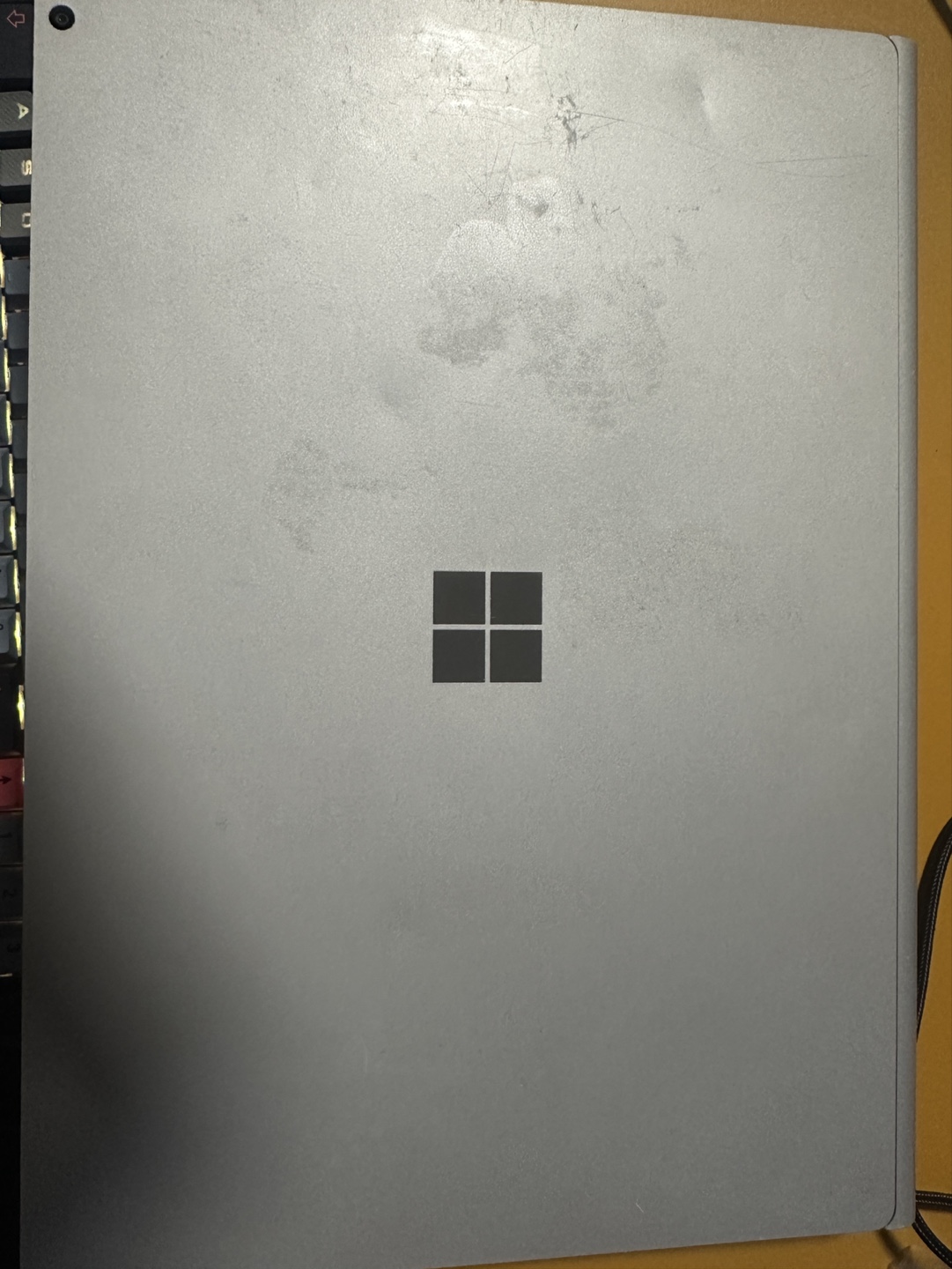 Microsoft Surface Book 2 15” - i7 - 16GB RAM - Windows 11 Pro - photo 3