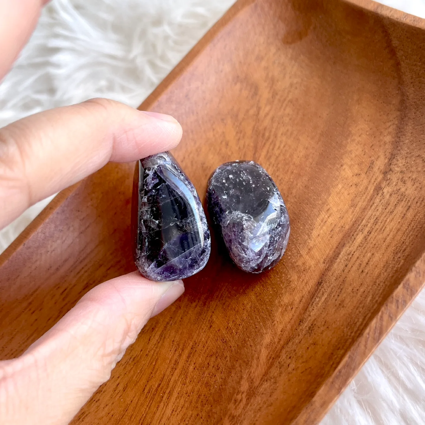 Pair of Dream Amethyst Tumbled Gemstones Set #1 💚 image indicator(4)