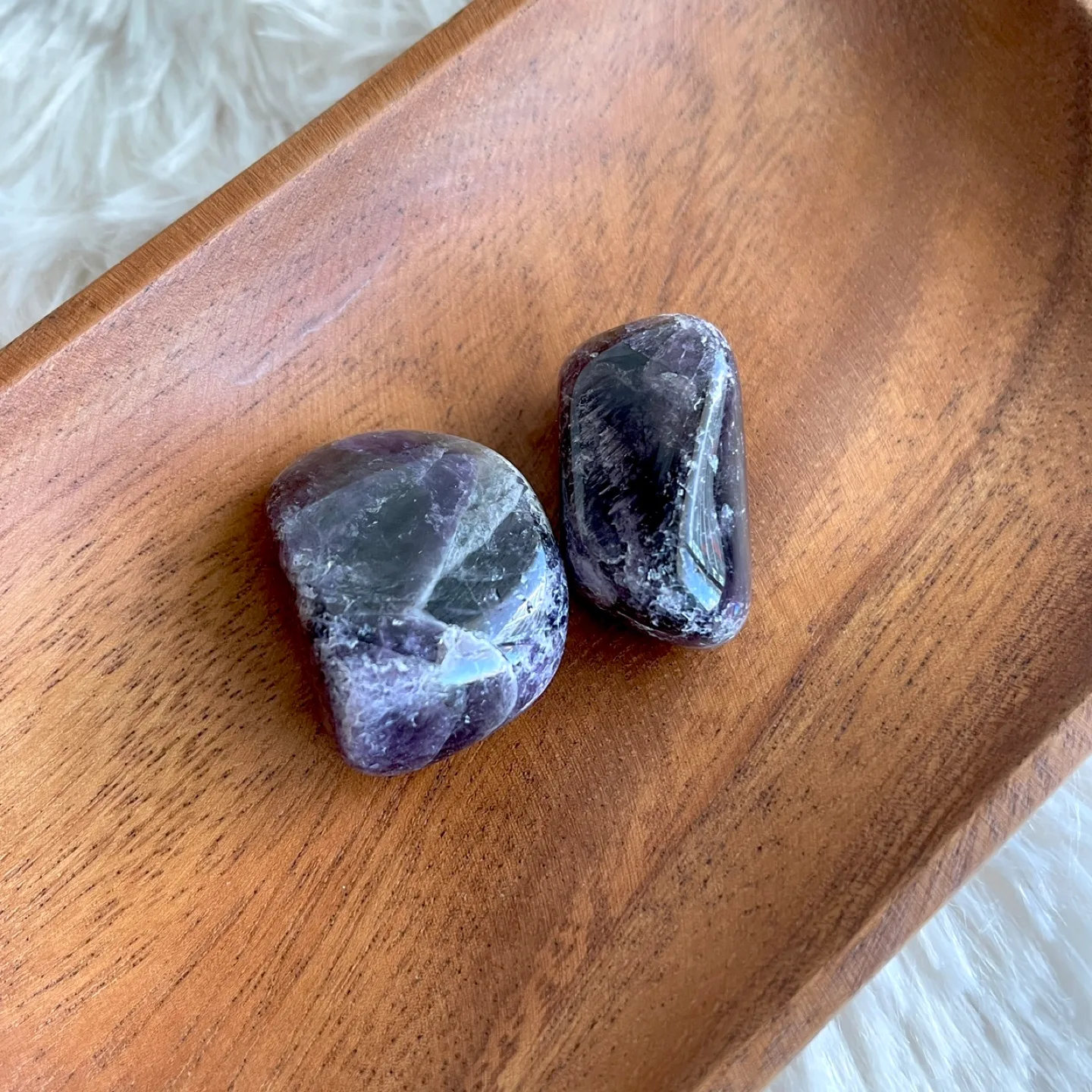 Pair of Dream Amethyst Tumbled Gemstones Set #1 💚 image indicator(2)