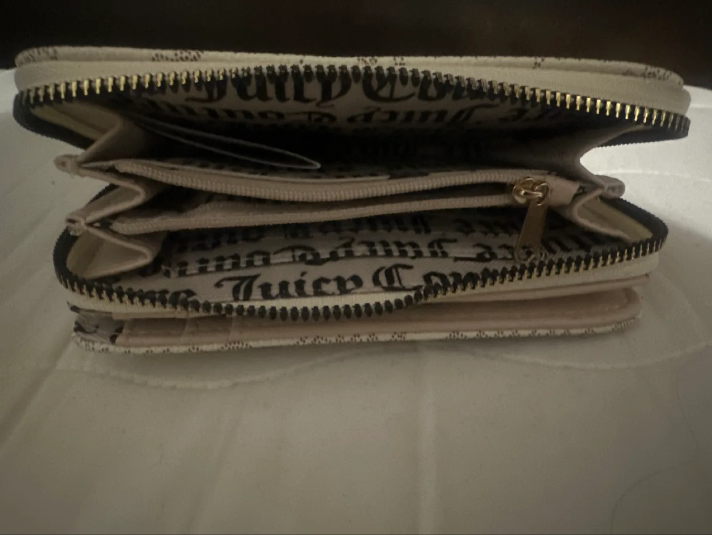 Juicy Couture Cream and Pink Wallet image indicator(4)