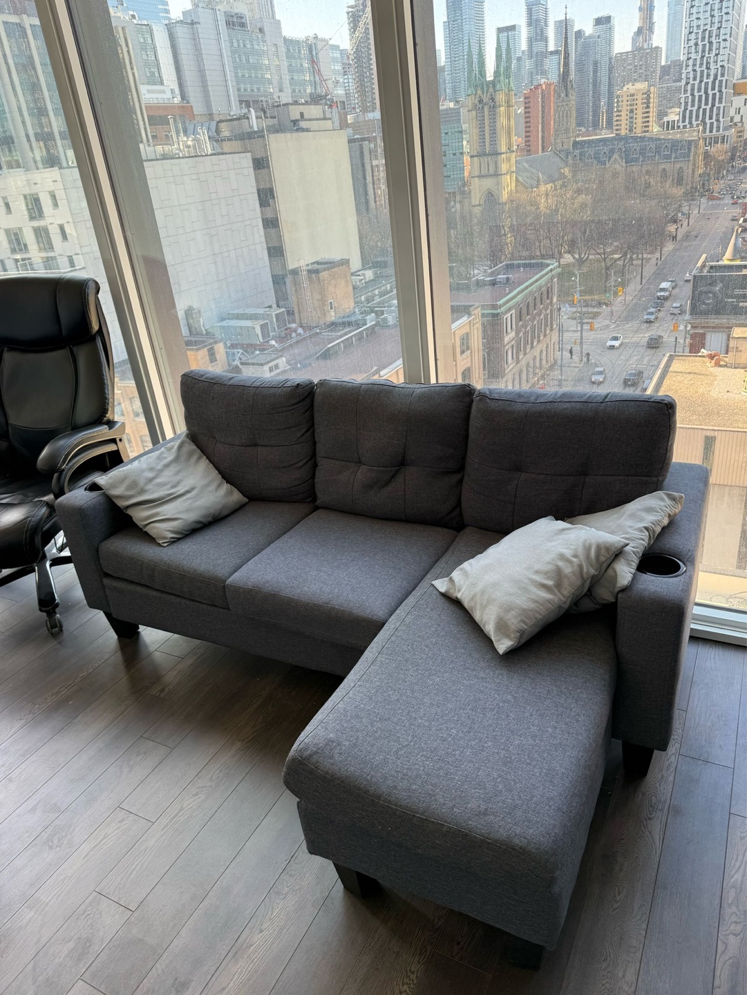 Grey sectional sofa with matching ottoman - photo 2