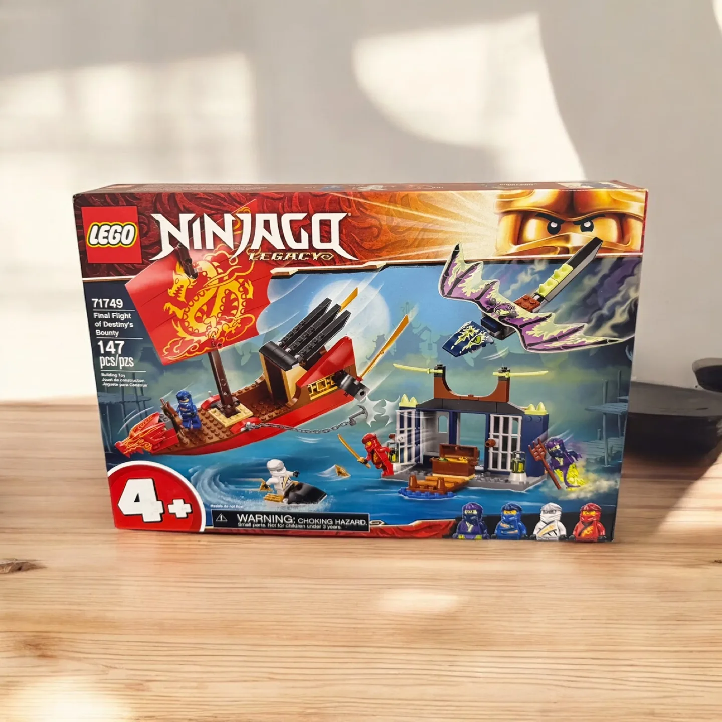 LEGO NINJAGO Legacy 71749: Red Dragon's Boat of Destiny thumbnail