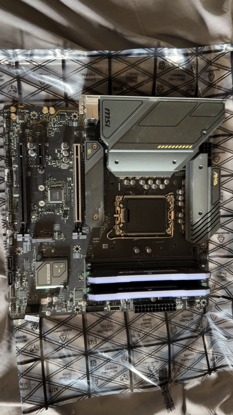 Msi b660m bazooka Mb 13th gen with ddr4 ram