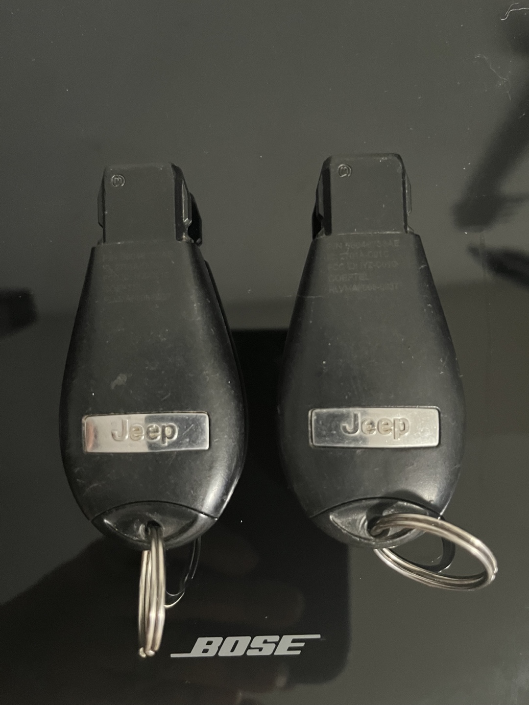 2013 Pair of Jeep grand Cherokee Key Fobs with Keys - photo 2