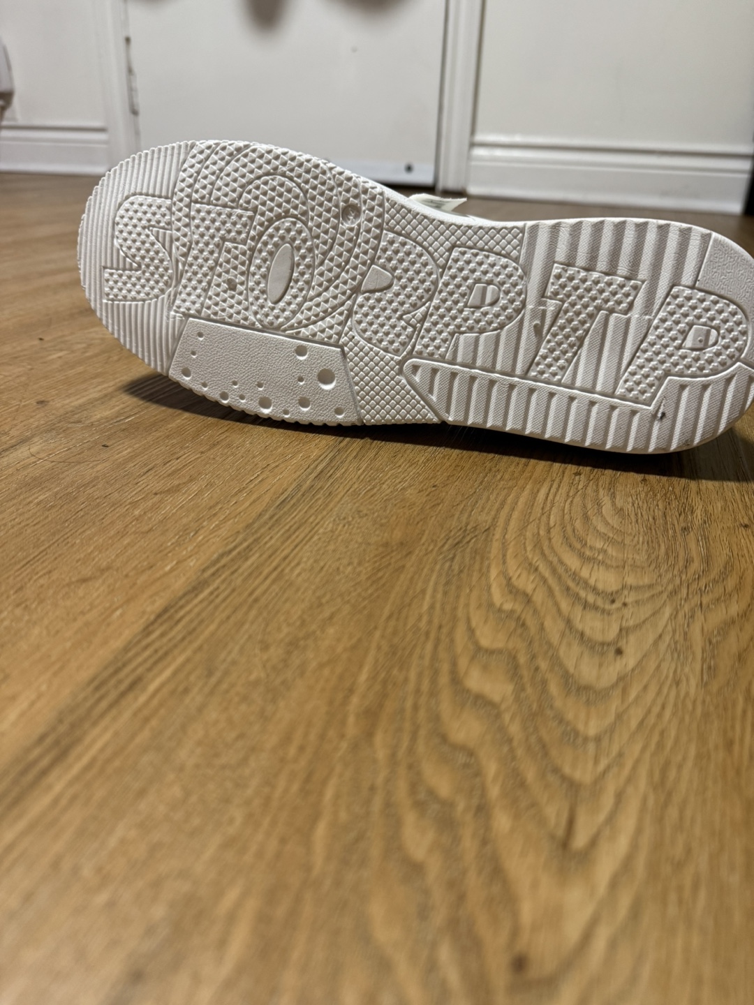 Lobwart High-Top Sneakers - photo 4