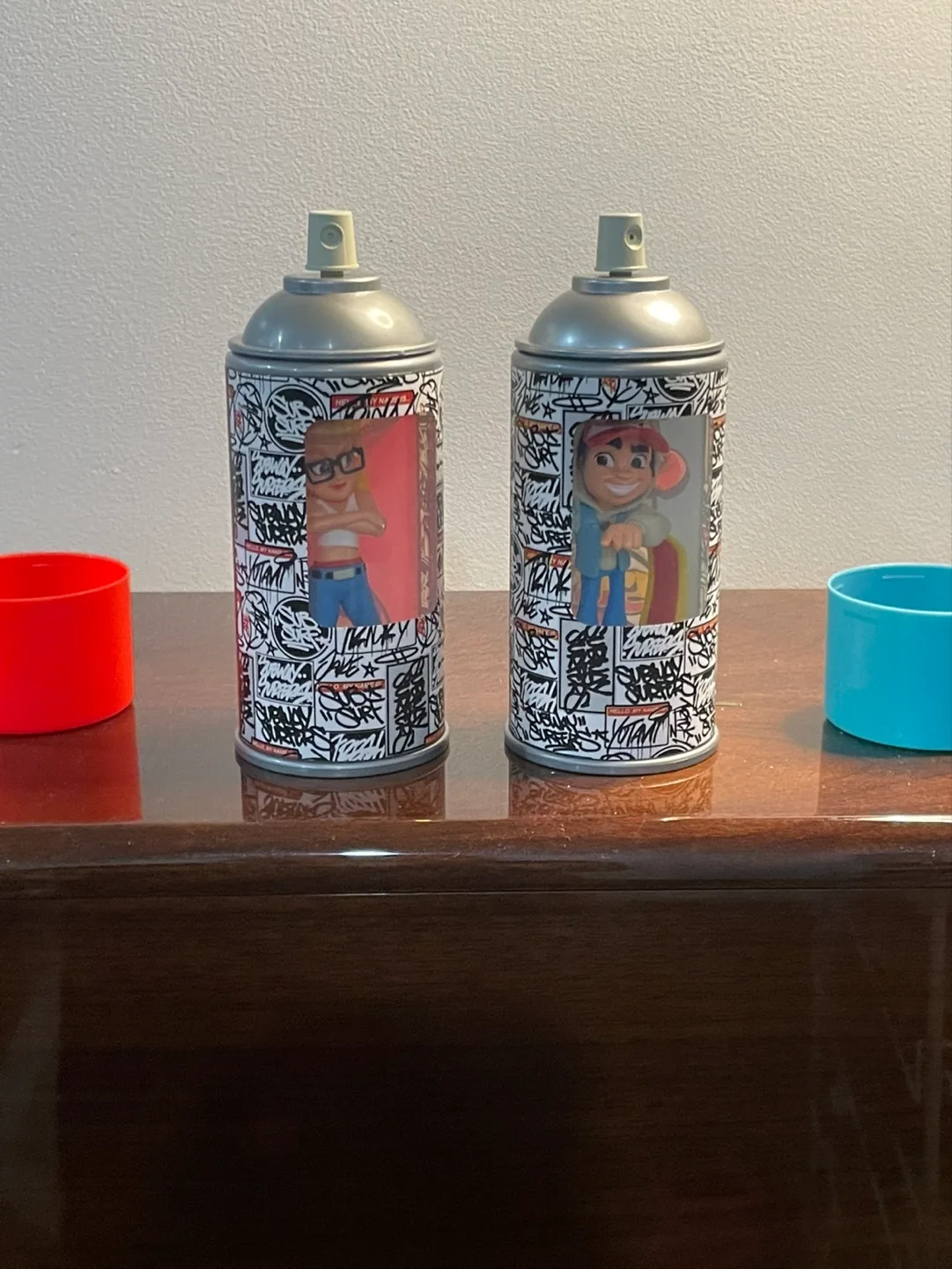 Subway Surfers Spray Paint Cans with Figures image indicator(3)