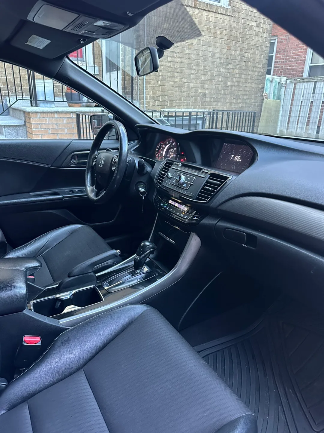 2016 Honda Accord Sport image indicator(8)