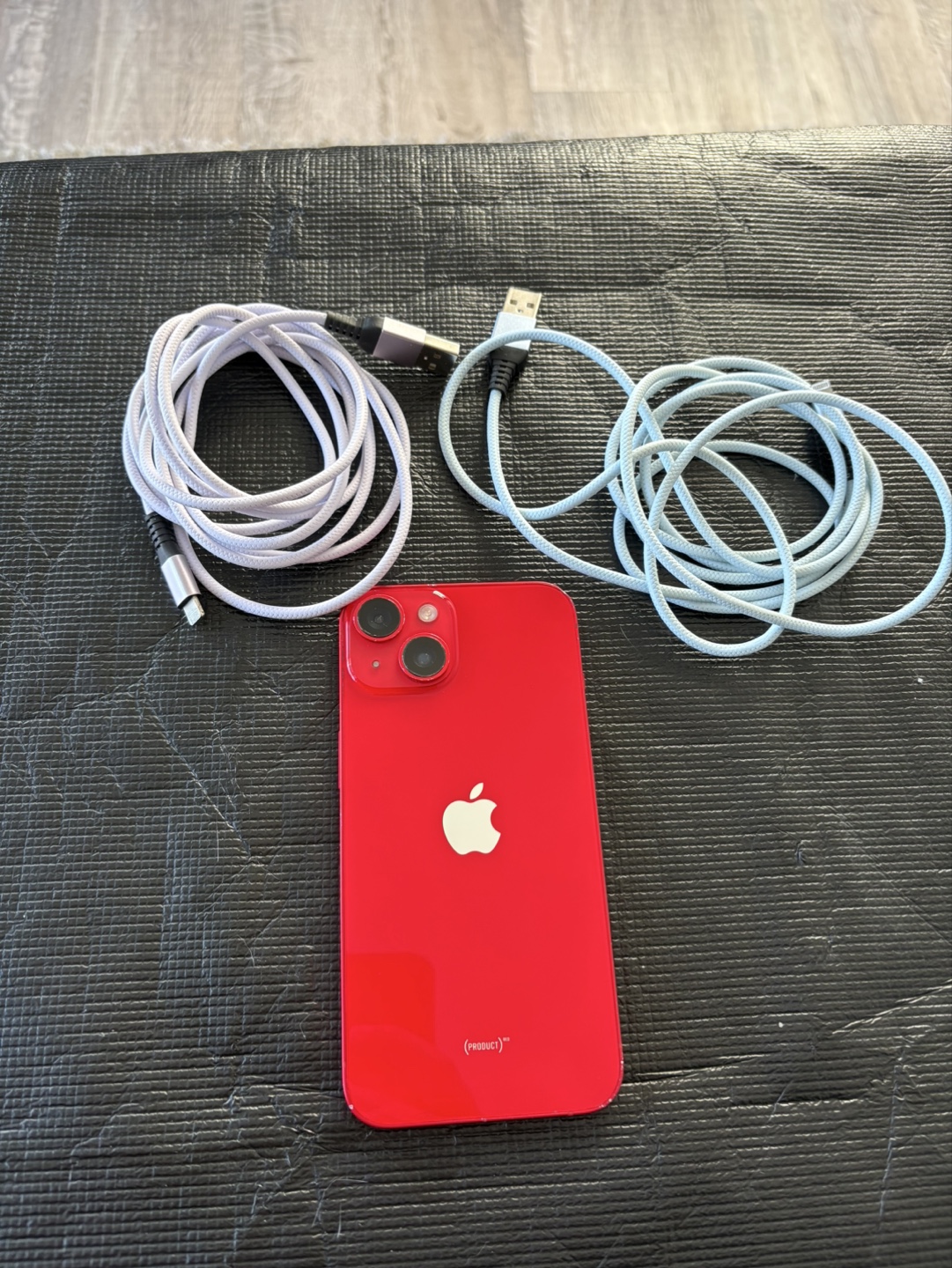 iPhone 14 – 128GB PRODUCT(RED) – $550 - (Today Only Deal) - photo 4