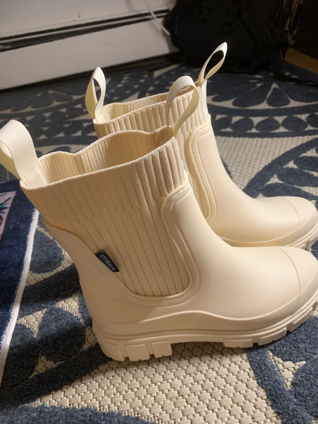 Cream Knit Rain Boots - Size 38 image indicator(2)