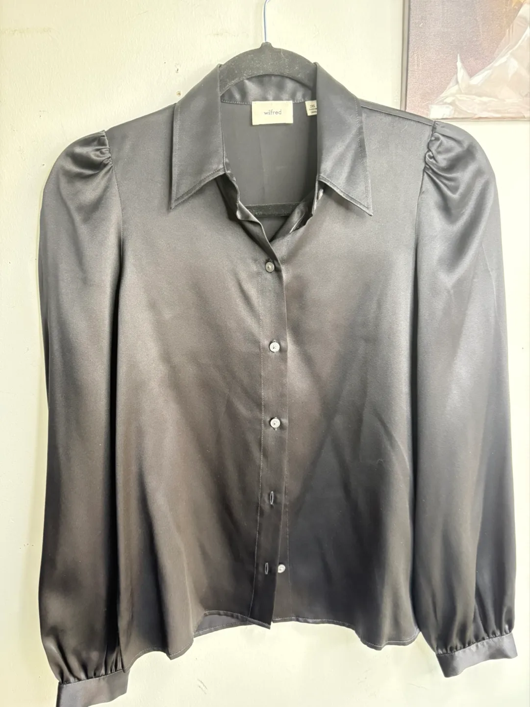 Wilfred Black Satin Puff Sleeve Blouse image indicator(4)