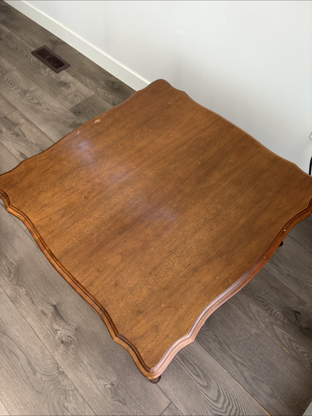 Vintage Wooden Coffee Table 💚 - photo 4