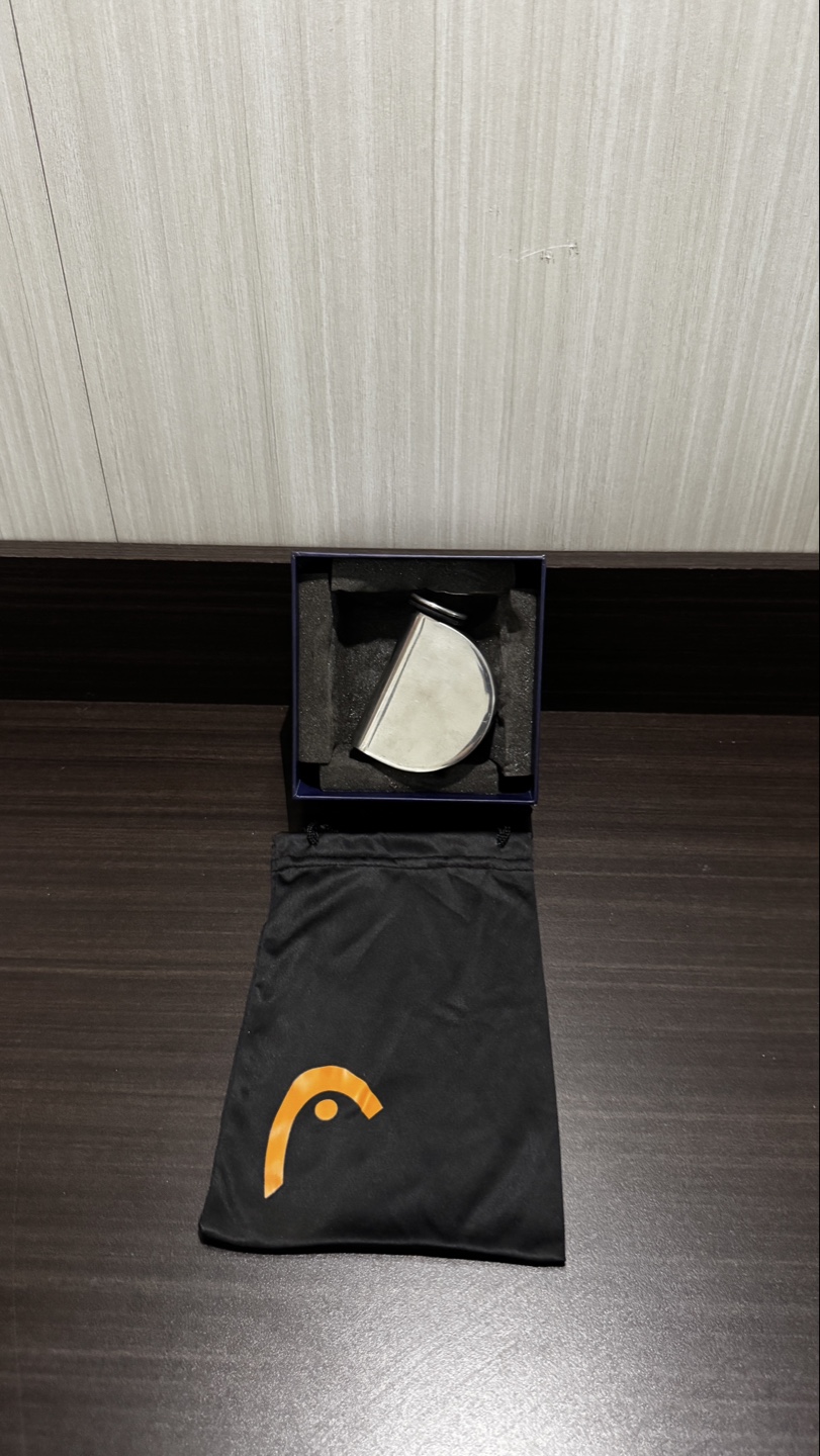 Stainless steel pocket flask with carrying pouch