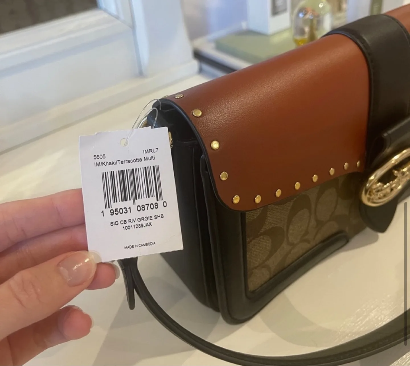 Coach Brown and Black Leather Shoulder Bag image indicator(6)