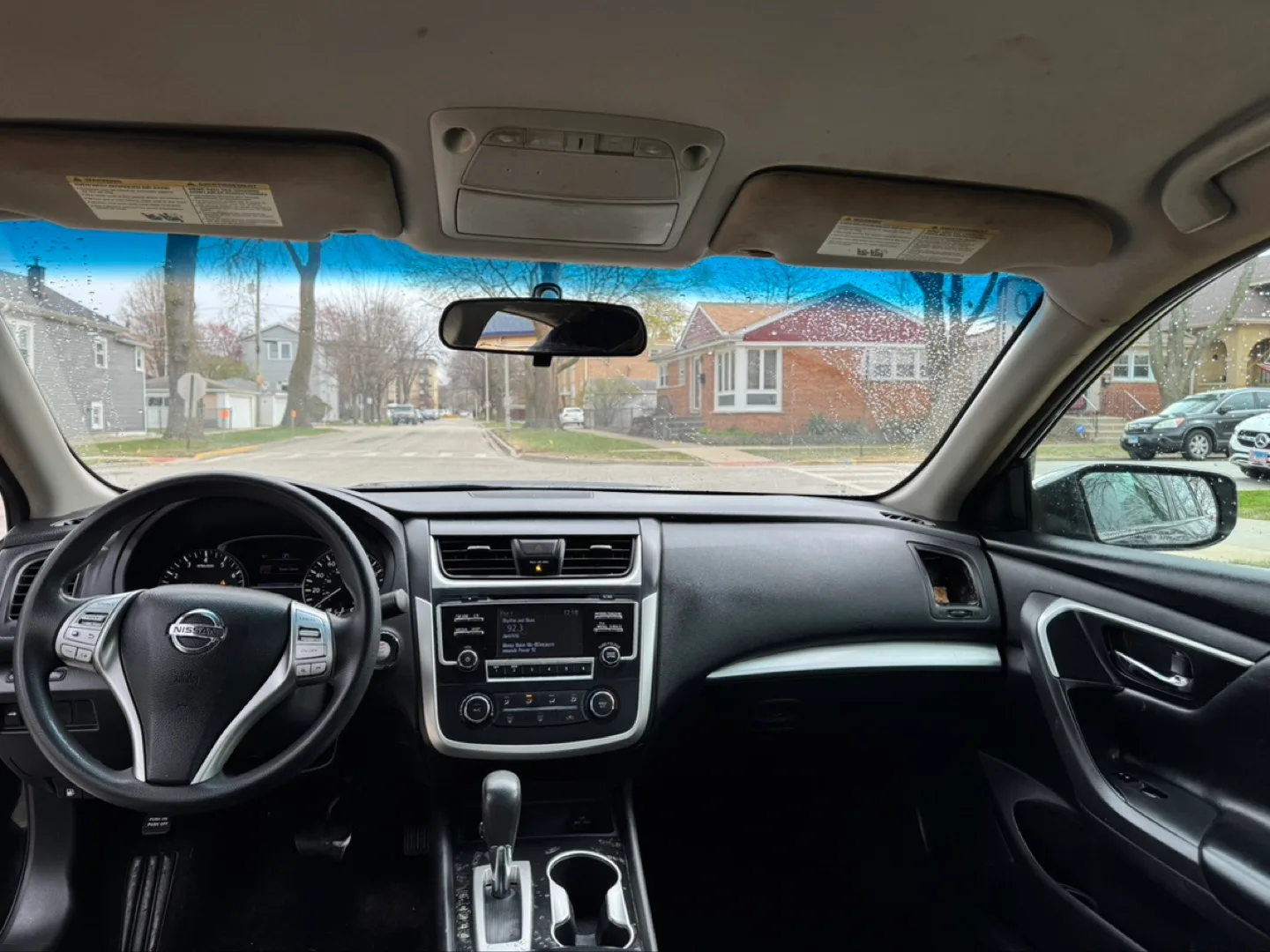 2017 Nissan Altima · 2.5 S Sedan 4D image indicator(8)