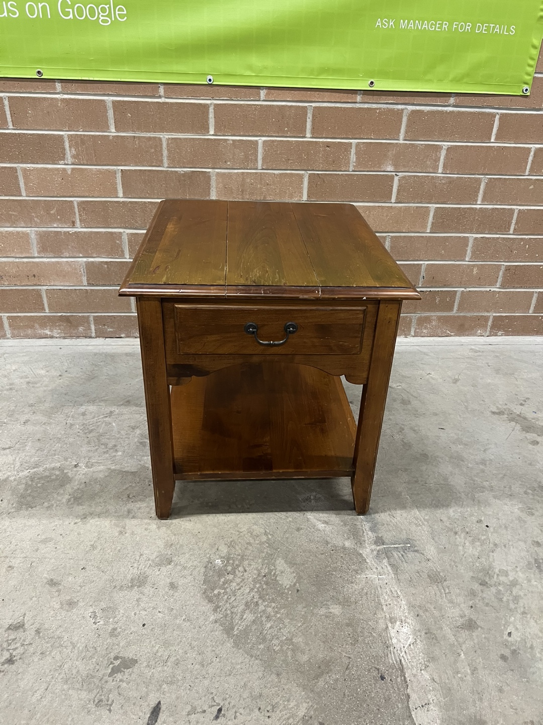 Ethan Allen End Table with Drawer