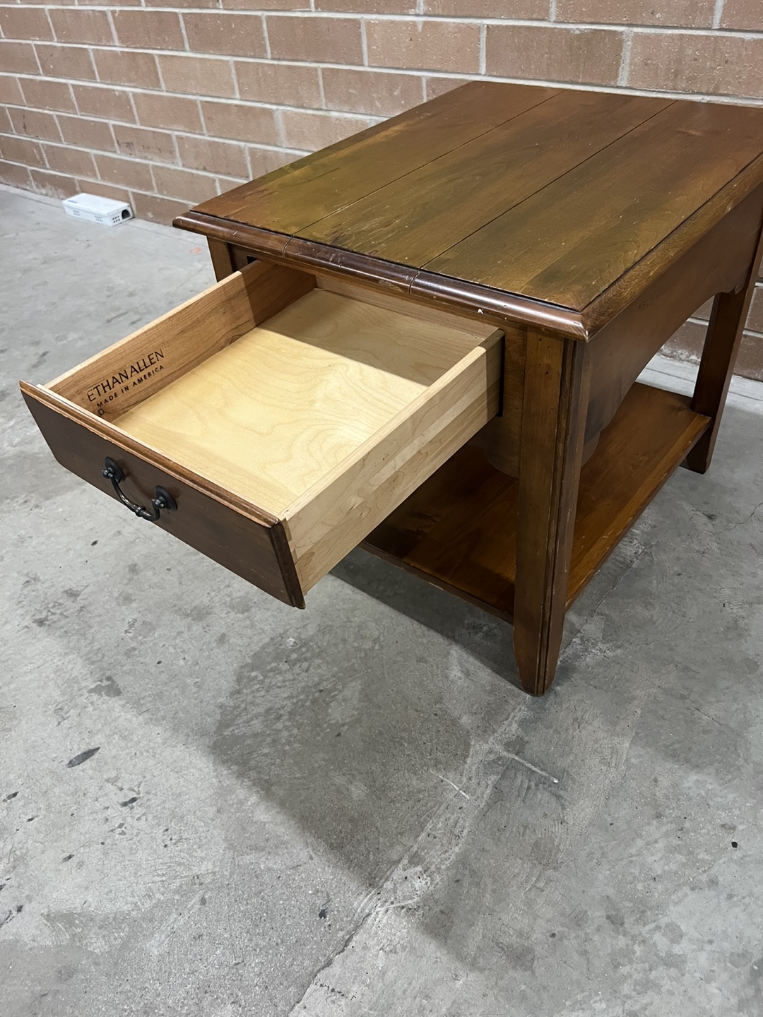 Ethan Allen End Table with Drawer - photo 3