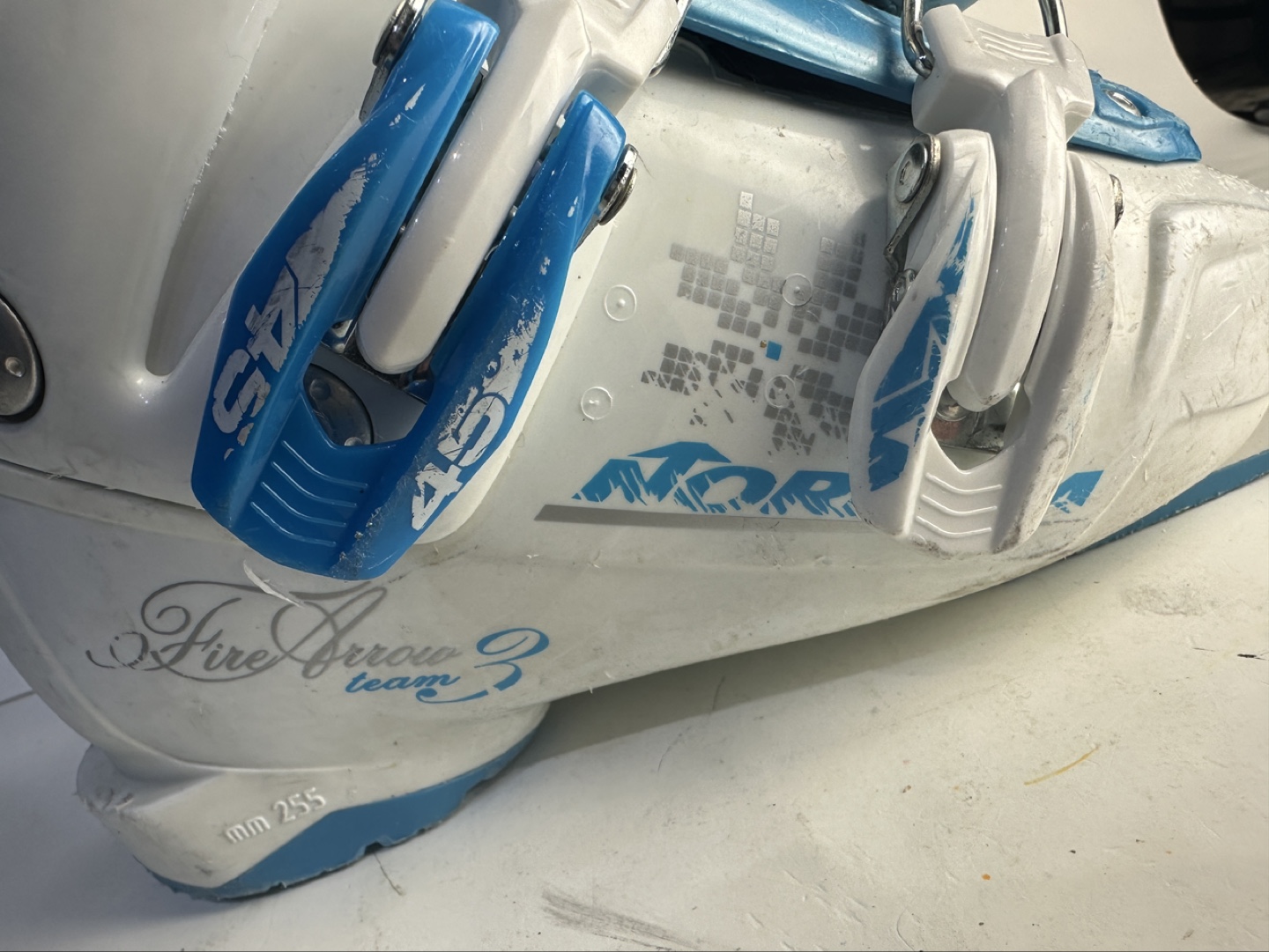 Nordica Firearrow Team 3 Junior Ski Boots - Size 255mm | Karrot