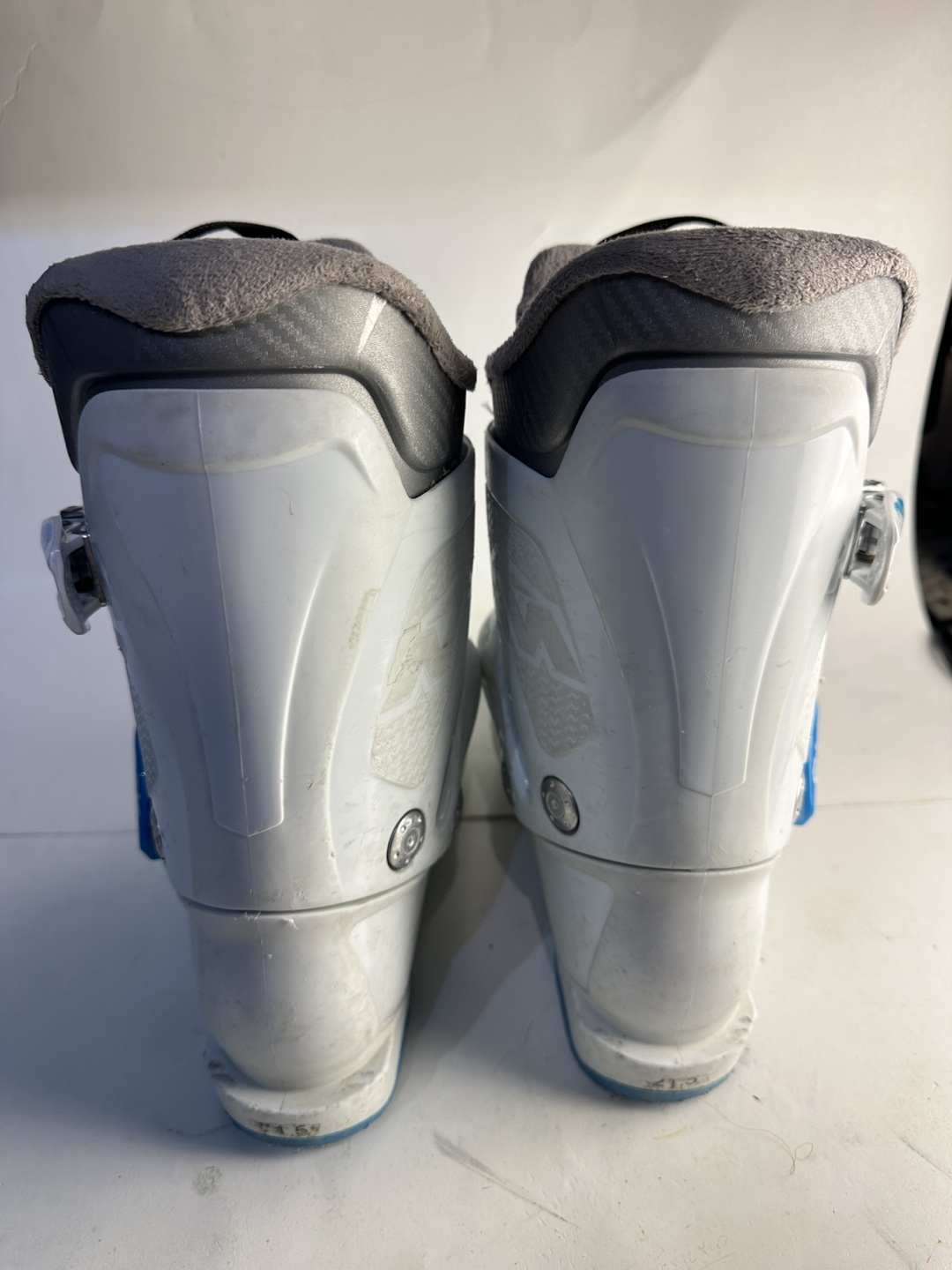 Nordica Firearrow Team 3 Junior Ski Boots - Size 255mm | Karrot