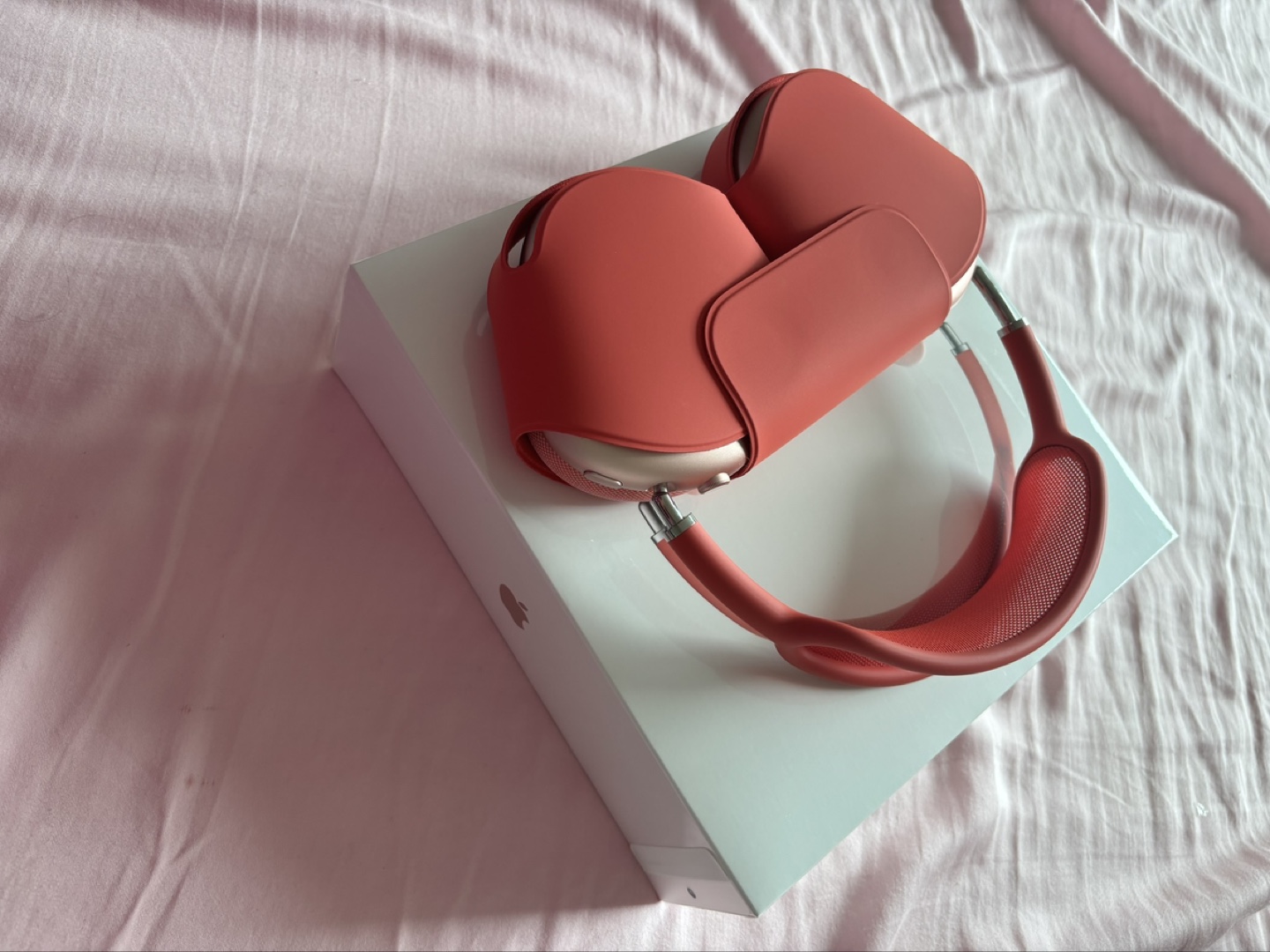New Apple AirPods Max - Pink - photo 3