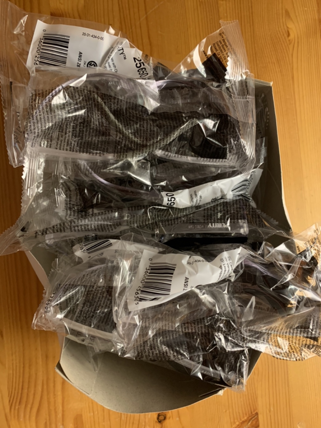 Lab/Safety Goggles, Pack of 10 - photo 3
