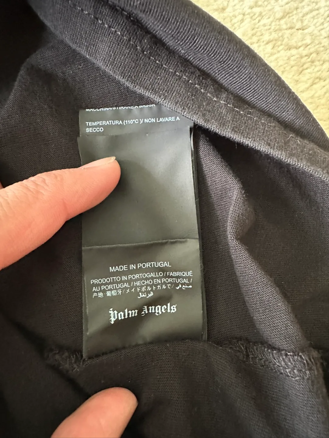 Palm Angels Black Bear Graphic image indicator(4)