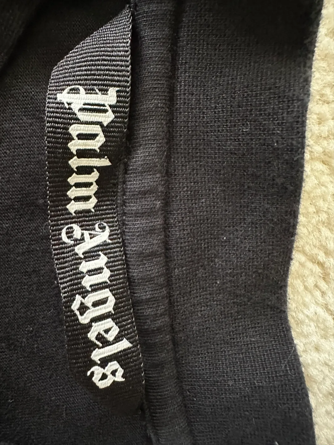 Palm Angels Black Bear Graphic image indicator(3)