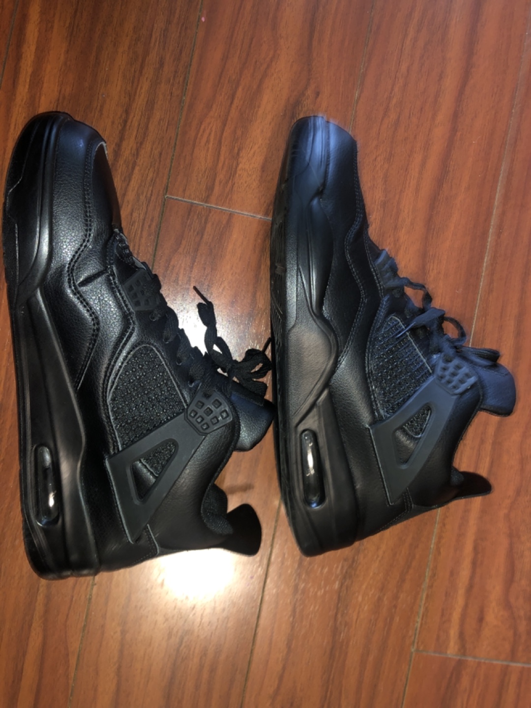 Air Jordan 4 Retro Black Sneakers