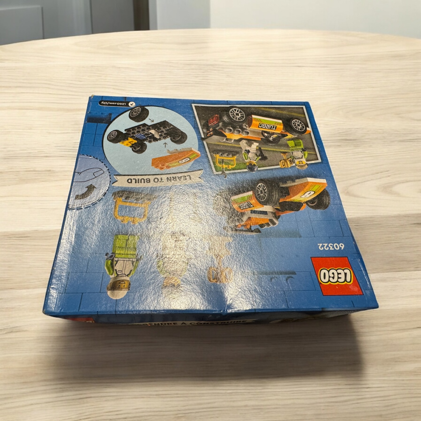 LEGO City Race Car 60322 - New in Box - photo 2