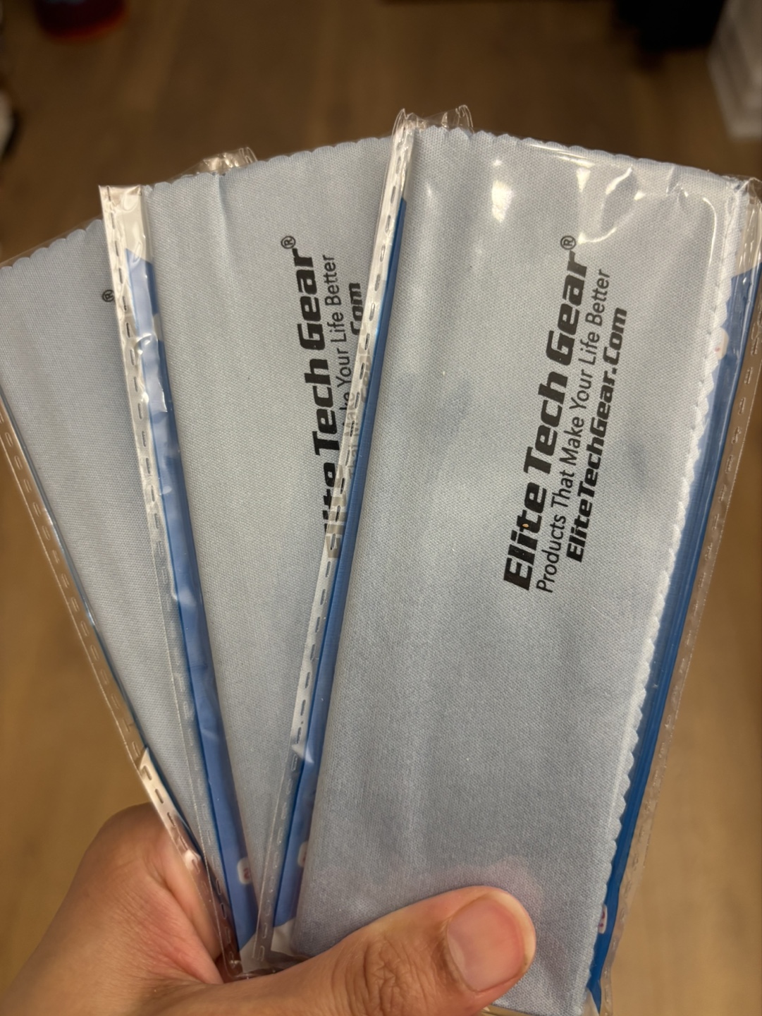 Three Elite Tech Gear Microfibre Cleaning Cloths - photo 2
