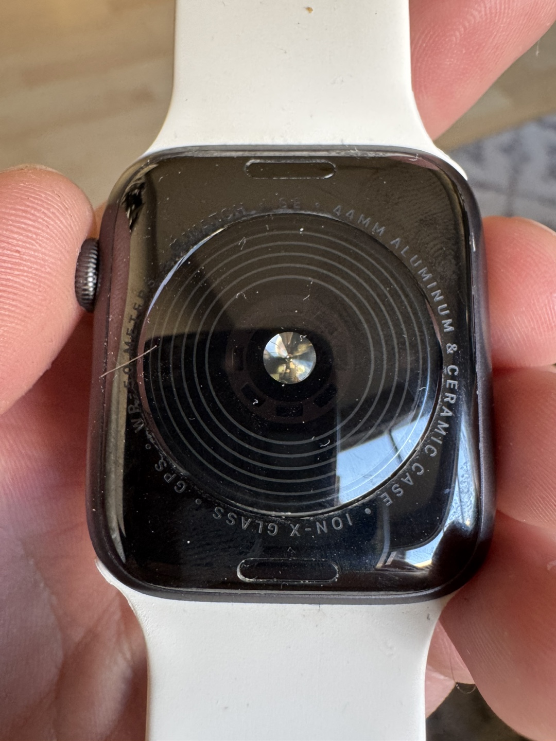 Apple Watch SE- 44mm - photo 2