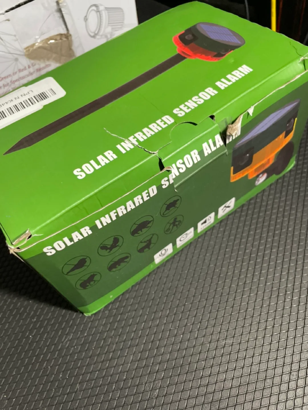 💚💚💚Solar Infrared Sensor Alarm - Motion Detector image indicator(5)